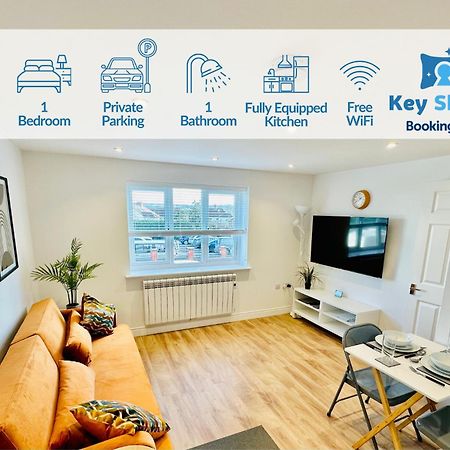 Appartamento Private Parking Stylish Great Location Guildford Esterno foto