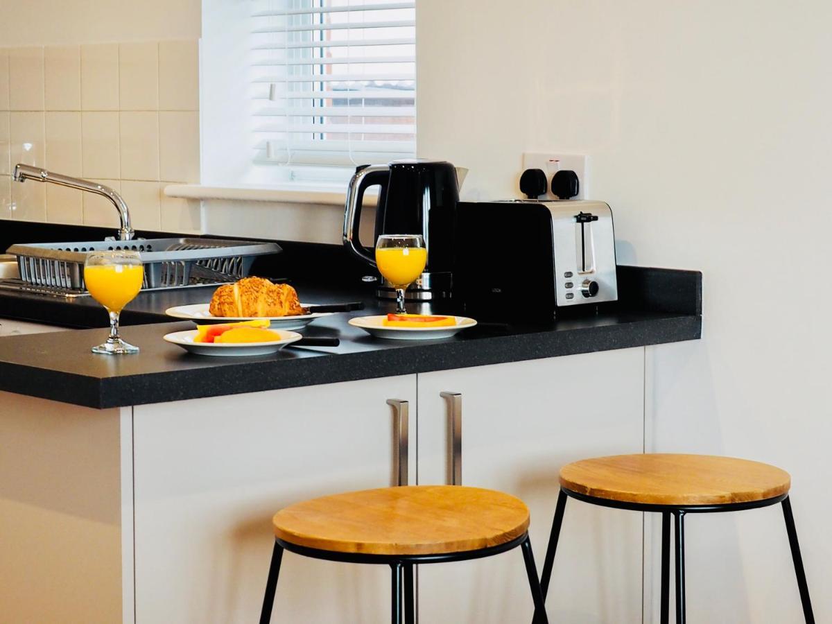 Appartamento Private Parking Stylish Great Location Guildford Esterno foto